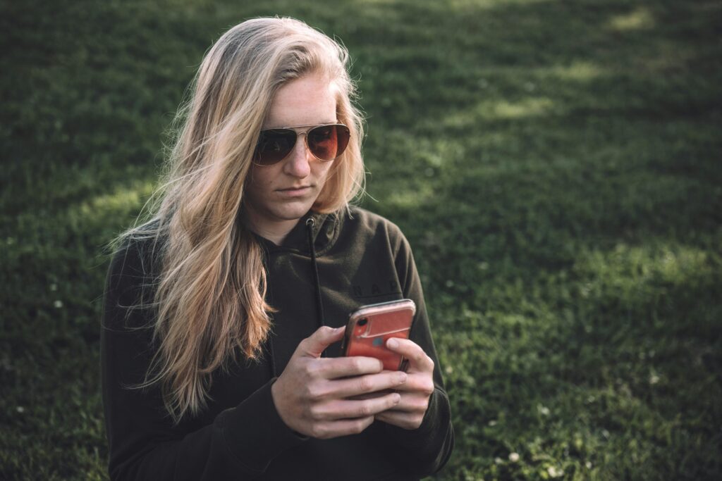 Best Dating Apps for Introverts Who Hate Small Talk