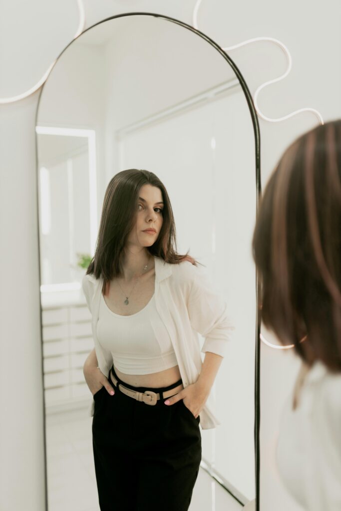 Confidence Boosters: Simple Tips to Feel Great Daily