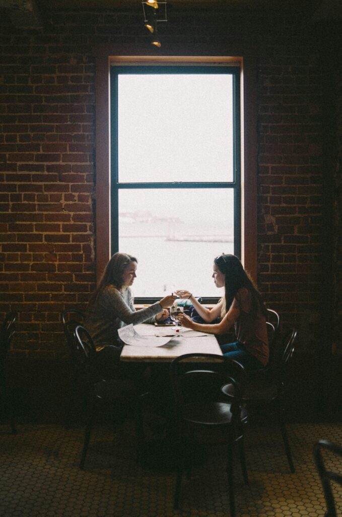 First Date Talk Tips to Spark a Real Connection
