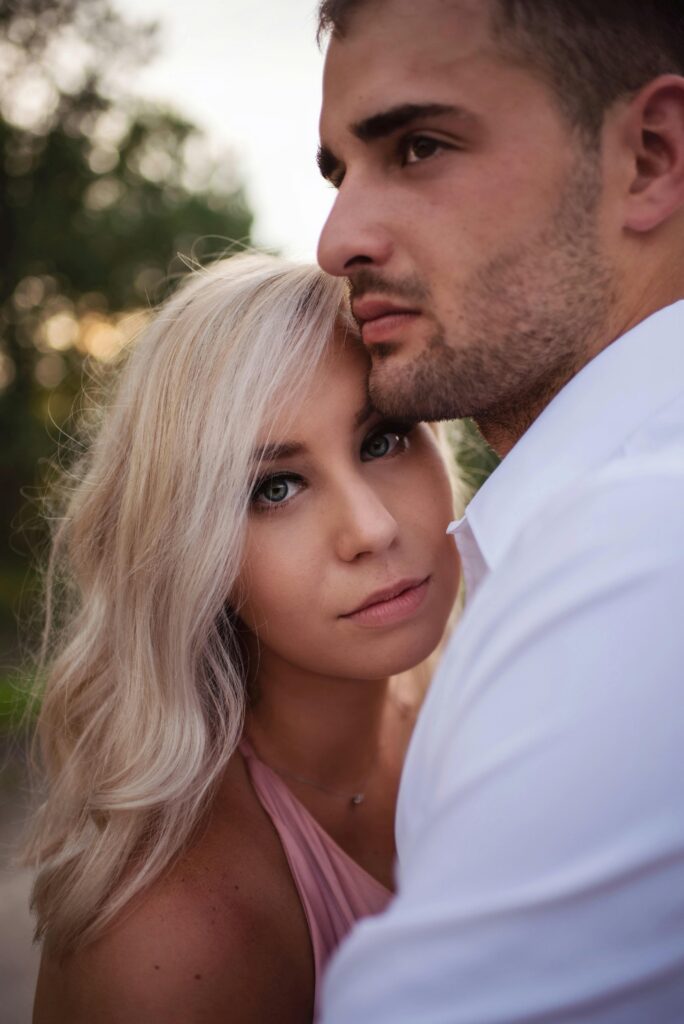 Dressing to Impress: Confidence & Comfort on Your First Date