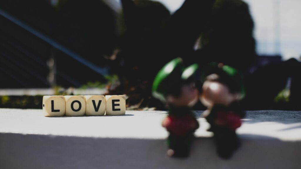 10 Heartfelt Signs You’ve Met Your Forever Love on Date One
